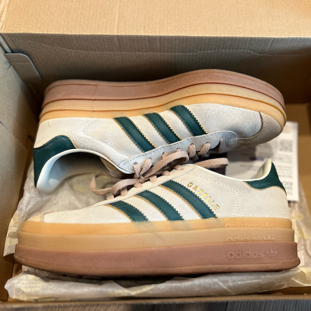 Adidas Gazelle Sneakers